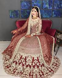 Pin By Sam On Asian Weddings Red Bridal Dress Asian Bridal Dresses Indian Bridal Outfits