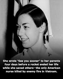 Crowd causes bridge to visibly flatten