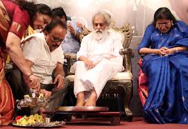 Sp sailaja (she is an indian singer and actress. 40 000 Songs In 16 Languages Here Are Some Rare Pictures Of The Legendary Sp Balasubramanyam As He The New Indian Express