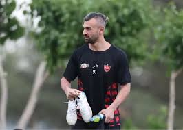 پاسخ دورسون به جنجال ترک اردو پرسپوليس