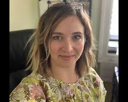 Tiffany Beyer's Instagram, Twitter & Facebook