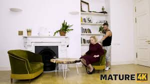 Mature Blonde Cant Resist - Marta BelleFleur - EPORNER