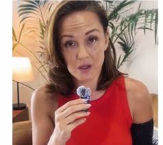 Yan Kay Crystal Lowe