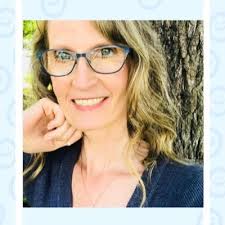 Sharon Hinkle's Instagram, Twitter & Facebook