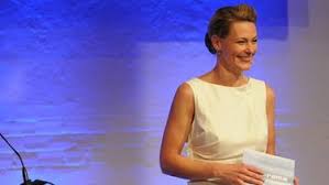Anja reschke moderiert seit nunmehr fast 20 jahren das politische magazin panorama und ist damit das gesicht von deutschlands. Jubilaumsfeier 50 Jahre Panorama Bild 9 Das Erste Panorama 50 Jahre Panorama