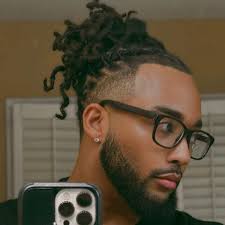 Serena Williams has hit the Crip Walk at the OLYMPICS AND SUPER BOWL. She  truly is the GOAT! 🐐🐐🐐