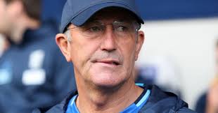 Tony pulis used to play wolves star traore on whichever wing was closest to dugout. Axe Falls On Tony Pulis At Sheffield Wednesday As Big Name Trio Line Up