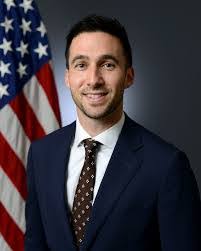 Eliza Ramirez's Instagram, Twitter & Facebook