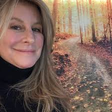 Clinique Pascale Bélisle added...