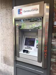 Doch größe allein ist es nicht, was mitglieder und kunden der kölner bank an ihrem finanzdienstleister schätzen: Geldautomat Volksbank Koln Bonn Eg Banken In Koln Krebsgasse Adresse Offnungszeiten Bewertungen Tel 022120 Infobel