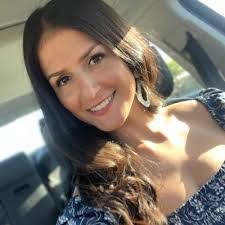 Nadia Berry's Instagram, Twitter & Facebook