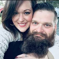 Is it normal to give a bonus or tip to your house cleaner in December? 🎄If  so how much is “normal” or fair?