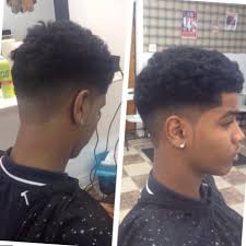 Faites attention, si dans cet article, coiffure homme black ne vous suffit pas pour trouver la meilleure référence, nous vous. Coupe De Cheveux Homme Noir Degrade Long Hair Styles Men Afro Men Hair Inspiration Short