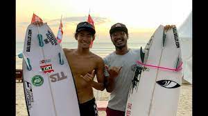 Rio waida pada akhirnya harus melakoni babak penyisihan kedua bersama 10 peselancar lainnya untuk bersaing memperebutkan enam tiket 16 pada babak penyisihan kedua, rio waida tergabung di grup 1. Oney Anwar Rio Waida Youtube