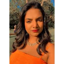 ジョン・シナがWWEスピナーベルトを導入し、彼が「みんなのためにレスリングを台無しにする」と主張した後、WWEはベルトについて否定的なコメントを引き出した🤣🤣  実はベルトが本当に好きだった、どうでもいい🤷 ♂️