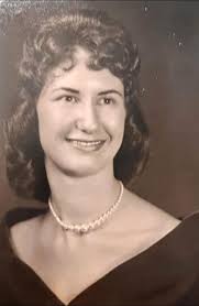 After 46 remarkable years with UMMS, Karen Mines—longtime member of the  IS&T team at the University of Maryland Medical Center—is stepping into a  new chapter. Karen began her career straight out of