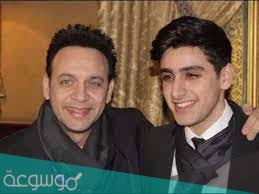 إياد جمال الدين :وهو سياسي عراقي الأصل ولكنه إتجه إلي الشيعة كما أنه شغل منصب نائب في مجلس النواب العراقي ولقد مر بعدة محاولات إغتياله ولكنها بائت بالفشل. Lht4pnjp6j1vhm