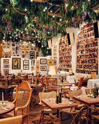 Tuesday Suddenly Got 10 Times Sexier Circolopopolare Tuesdayisthenewfriday Italian Restaurant Decor Cafe Decor Restaurant Design