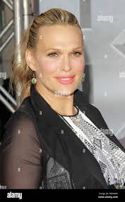 Sims l hi-res stock photography and images