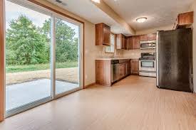 Direction to lay hardwood floor. How To Determine The Direction To Install My Laminate Flooring