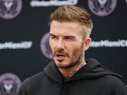 David Beckham pops to Marston Moretaine to visit Bedford NHS hero Captain  Tom