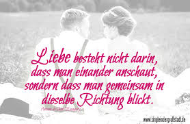 Liebe Ist Gemeinsam In Dieselbe Richtung Zu Blicken Single In