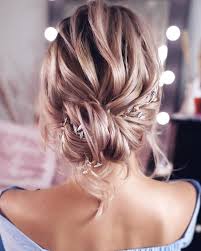 как сделать прическу на новый год в домашних условиях Pricheski Na Novyj God 2021 Dlya Dlinnyh Srednih I Korotkih Volos Foto