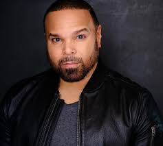 Mike Braxton's Instagram, Twitter & Facebook