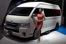 Nah, rumah mewah itu banyak macamnya, dari gaya klasik sampai modern. Toyota Hiace Luxury Van Mewah Untuk Bisnis Anda Toyota Bali Toyota Denpasar Promo Toyota Bali