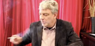 Participarea premierului mihai tudose la ceremonia militară de ziua armatei româniei la mormântul ostașului necunoscut, parcul carol i, bucurești. Cea Mai Buna Parodie Cu Noul Premier Mihai Tudose Va Fi Cel Mai Ironizat Prim Ministru Il Va Depasi Pana Si Pe Vacaroiu Video Aktual24