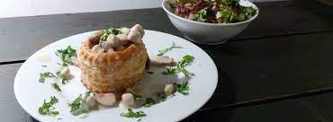 pastetli mit bratkugeli swiss pasties with sausage meat little zurich kitchen special occasion food retro recipes food