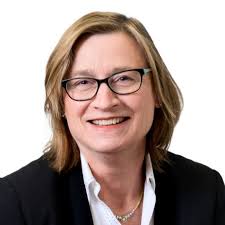 Managing CEO Performance in a Volatile World: The Geopolitical Landscape in  2025