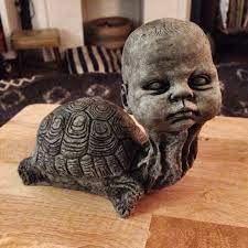 Hobosex Picked Up This Creepy Baby Turtle Statue Today