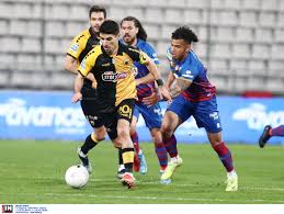 Η αεκ αγωνίζεται σήμερα (19:00, novasports 4) στο πανθεσσαλικό στάδιο του βόλου για την τελευταία αγωνιστική της κανονικής περιόδου του πρωταθλήματος για την αεκ είναι σημαντικό να κερδίσει το βόλο και να εκκινήσει τα πλέι οφ από τη 2η θέση και αναμένοντας πιθανές απώλειες βαθμών του αρη. Bolos Aek Xlwmh Prokrish Me Htta To Xeirokrothma Phge Alloy Video