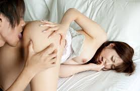 舐め犬に耐える美女♪ クンニの匂いって大好きです♪ : アダルト無料写真画像クルーズ - オキニー