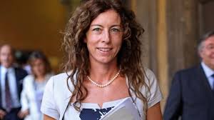 Erika stefani nasce il 18 luglio del 1971 a valdagno, in provincia di vicenza. Erika Stefani Ministro Degli Affari Regionali Una Leghista Doc Per L Autonomia Del Nord La Repubblica