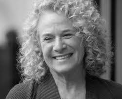 Michelle Loader's Instagram, Twitter & Facebook