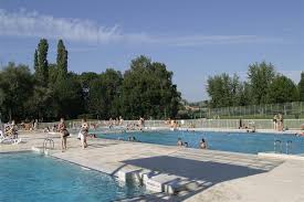 Piscine Municipale De Cluny Tourisme En Bourgogne