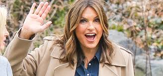 The show aired on nbc from 1990 to 2010 and enjoyed strong ratings throughout its run. Law Order Svu Renewed For Record Breaking 21st Season Channel