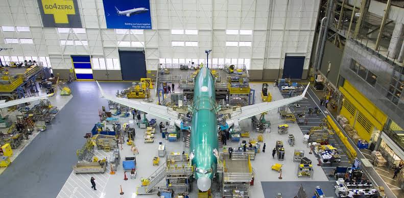 Resultado de imagen para Boeing 737 assembly line"