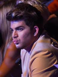 Anyone know how they decide when Adam gets to sing? Without thinking too  hard I feel like he sings less and less