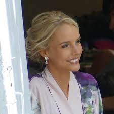 Jessica Devos's Instagram, Twitter & Facebook