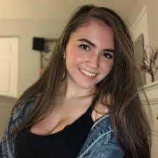 Lindsey Ocheltree's Instagram, Twitter & Facebook