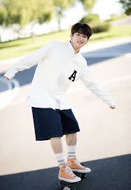Instagram Stray Kids Lee Know Lee Know Stray Kids Lee Minho Stray Kids
