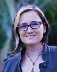 Alison Blackwell's Instagram, Twitter & Facebook