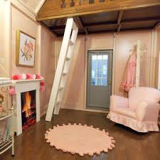 Sometimes a single floor apartment with outside access is also defined as a maisonette. Lilliput Play Homes Maisonette