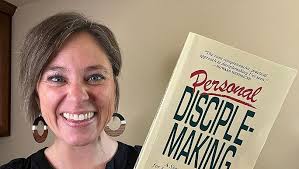 Personal Disciplemaking: A Step-by-step Guide for Leading a Christian From  New Birth to Maturity: Adsit, Christopher B: 9781579020224: Amazon.com:  Books