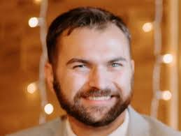 Ryan Buck's Instagram, Twitter & Facebook