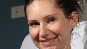 A father delivered his baby girl