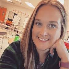 Shannon Oatman's Instagram, Twitter & Facebook